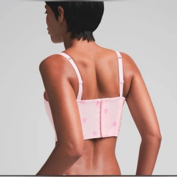 Skims Cherry Blossom Heart Breaker Velvet Lace Corset, pink, size small, NWT - Picture 3 of 10